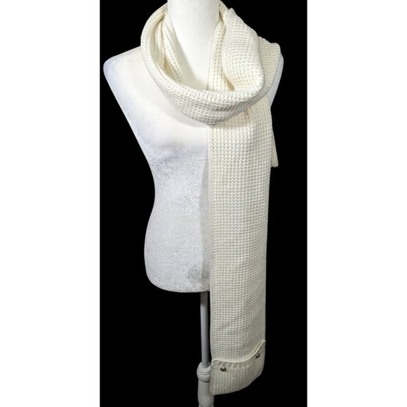 Michael Kors Cream Knit Rectangle Scarf With Pockets - Picture 1 of 8
